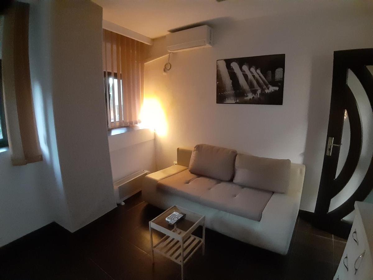 Piata Rosetti Universitate Apartment Bucureşti Ngoại thất bức ảnh